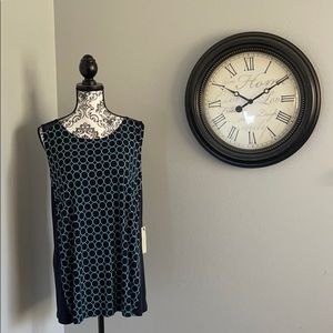 41 Hawthorn Selinas Keyhole Detail Knit Top 2X